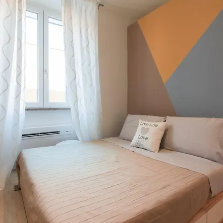 Apt Via Sirtori- In Porta Venezia ميلان