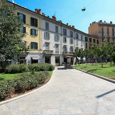 Apt Via Sirtori- In Porta Venezia شقة